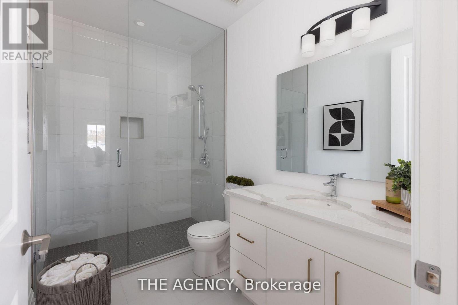 70d - 582 Seneca Drive, Fort Erie, Ontario  L2A 1C2 - Photo 6 - X12969250