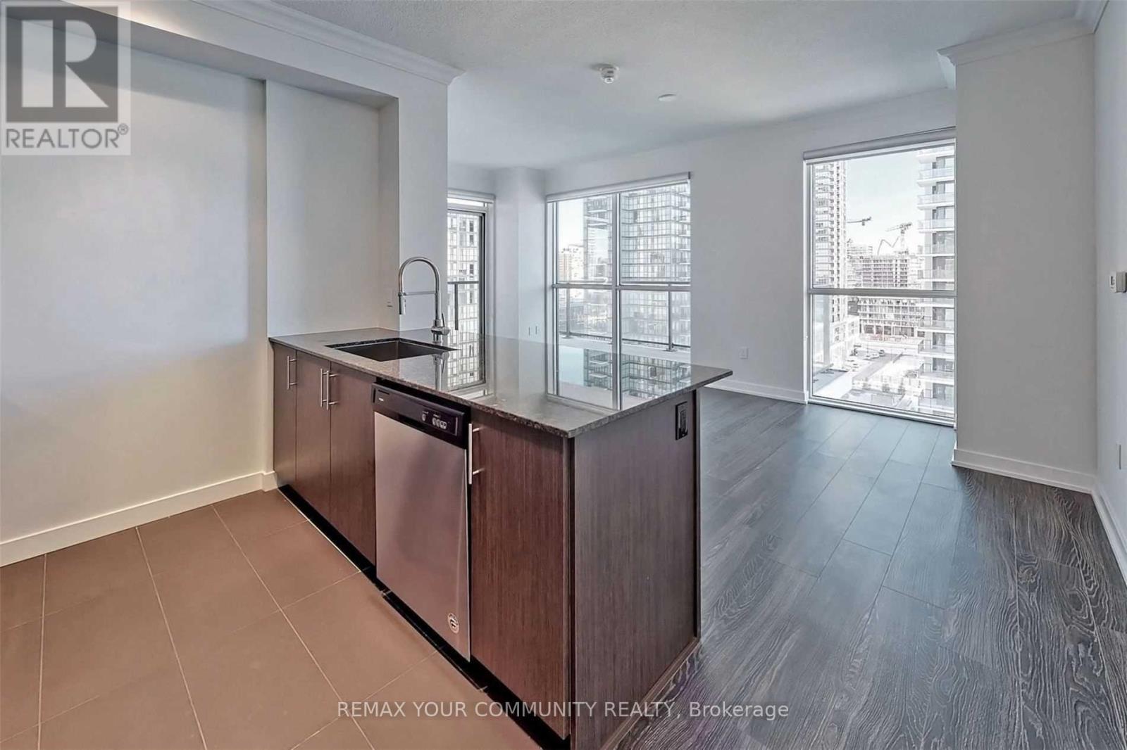 1207 - 4085 Parkside Village Drive, Mississauga, Ontario  L5B 0K9 - Photo 21 - W12787880