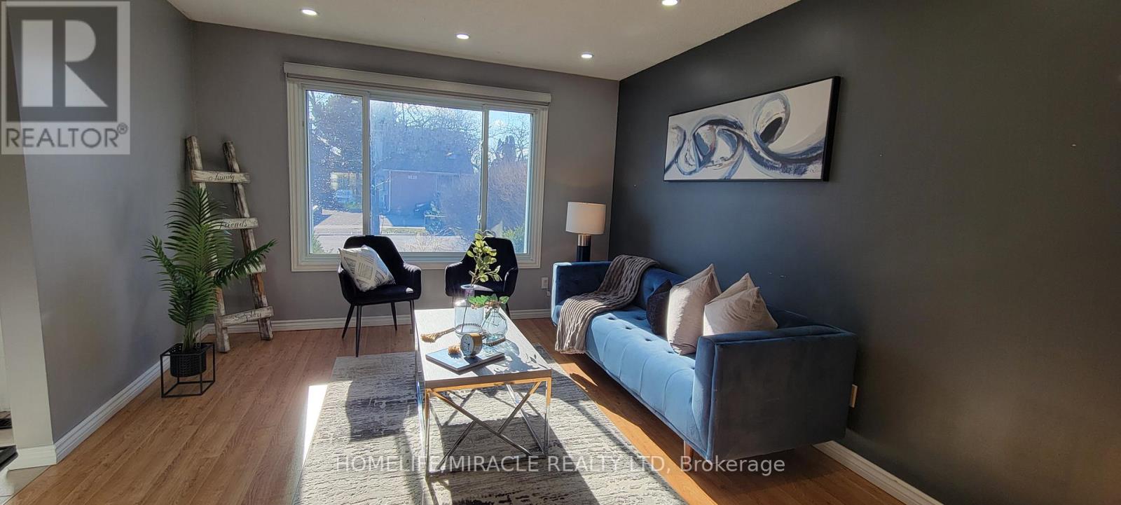 567 Ferndale Court, London South, Ontario  N6C 5C2 - Photo 3 - X12968278