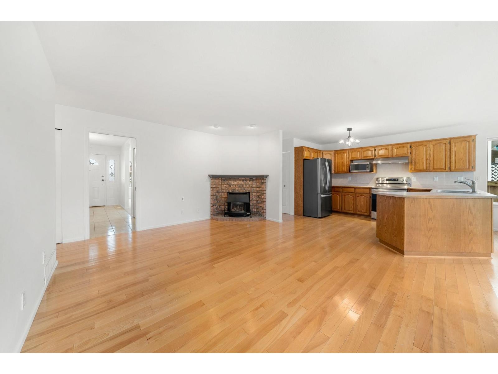 6303 187a Street, Surrey, British Columbia  V3S 7N9 - Photo 16 - R3108303