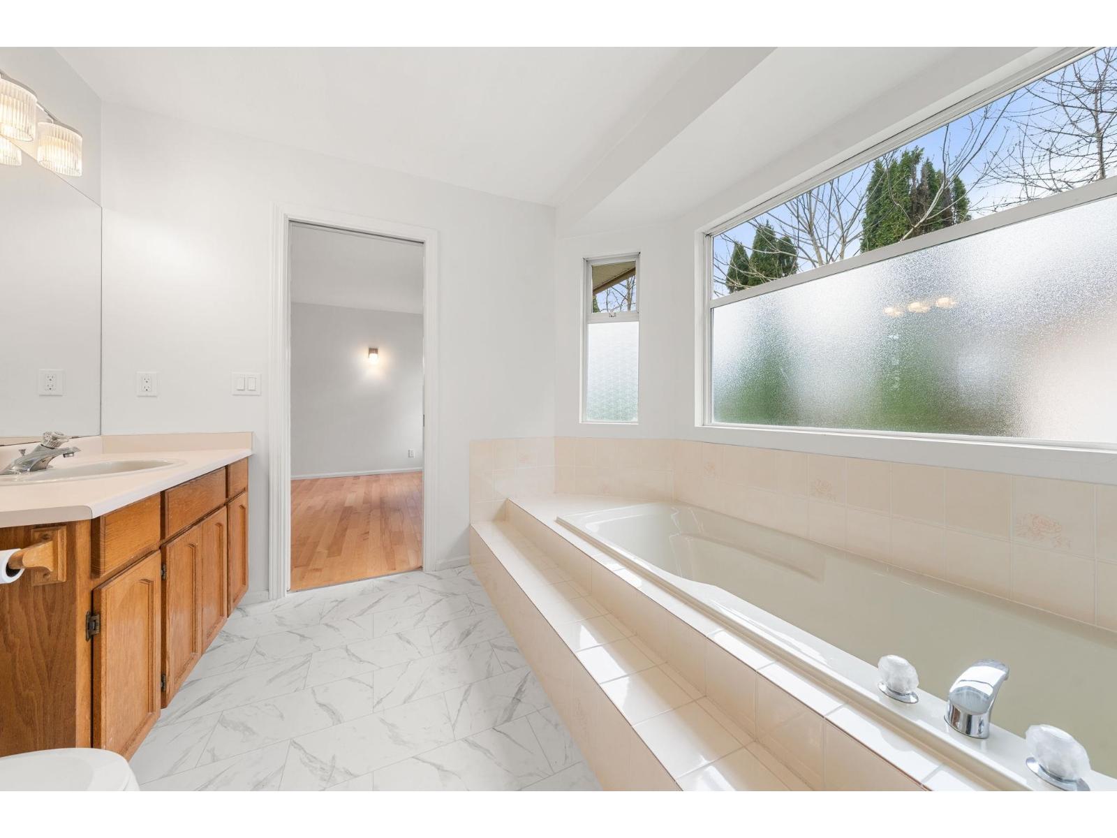 6303 187a Street, Surrey, British Columbia  V3S 7N9 - Photo 24 - R3108303