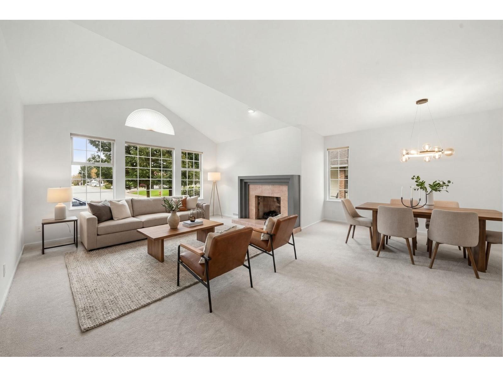 6303 187a Street, Surrey, British Columbia  V3S 7N9 - Photo 3 - R3108303