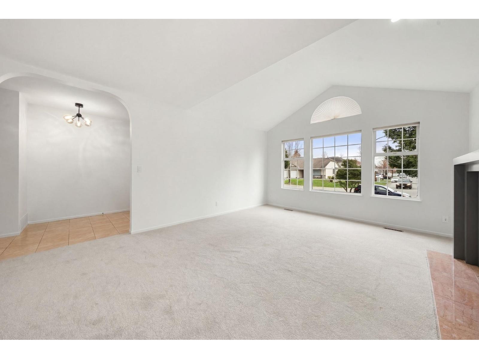 6303 187a Street, Surrey, British Columbia  V3S 7N9 - Photo 7 - R3108303