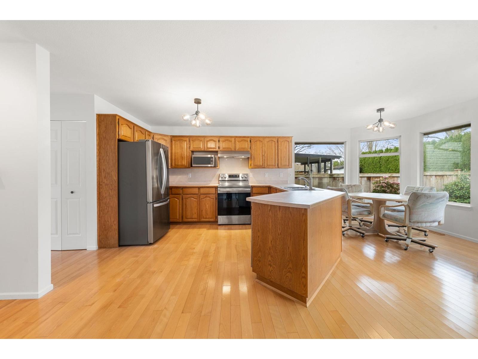 6303 187a Street, Surrey, British Columbia  V3S 7N9 - Photo 9 - R3108303