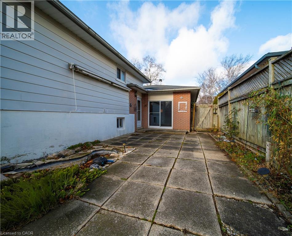 1209 Valentine Drive, Cambridge, Ontario N3H 2P1 - Photo 30 - 40817877