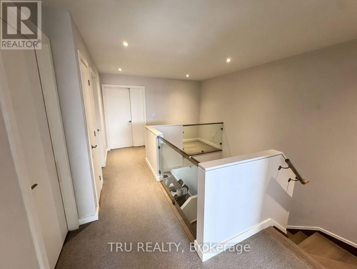 866 Quartet Avenue, Ottawa, Ontario  K1X 0C6 - Photo 11 - X12963164