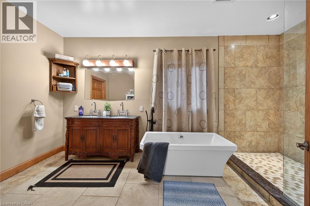 393 Old Onondaga Road E, Brantford, Ontario  N3T 5L4 - Photo 14 - 40806920