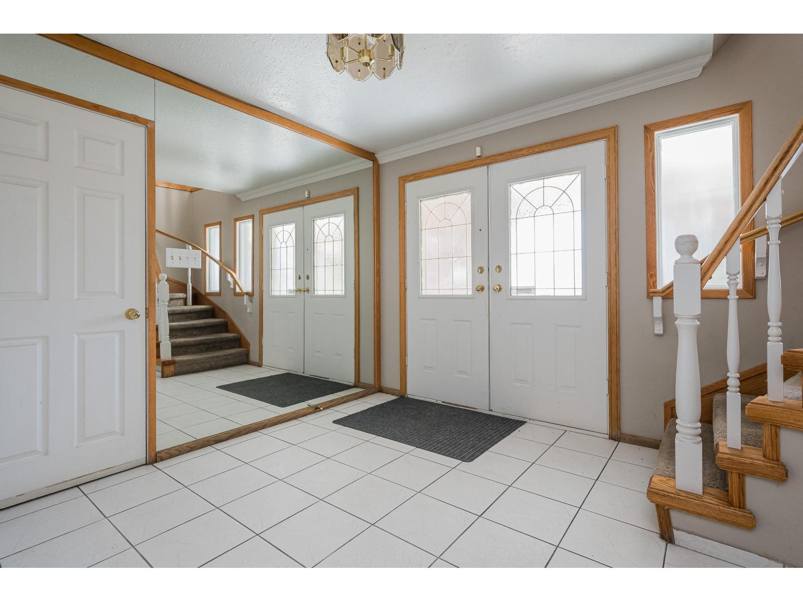 2443 Rideau Street, Abbotsford, British Columbia  V2T 3N3 - Photo 5 - R3106274