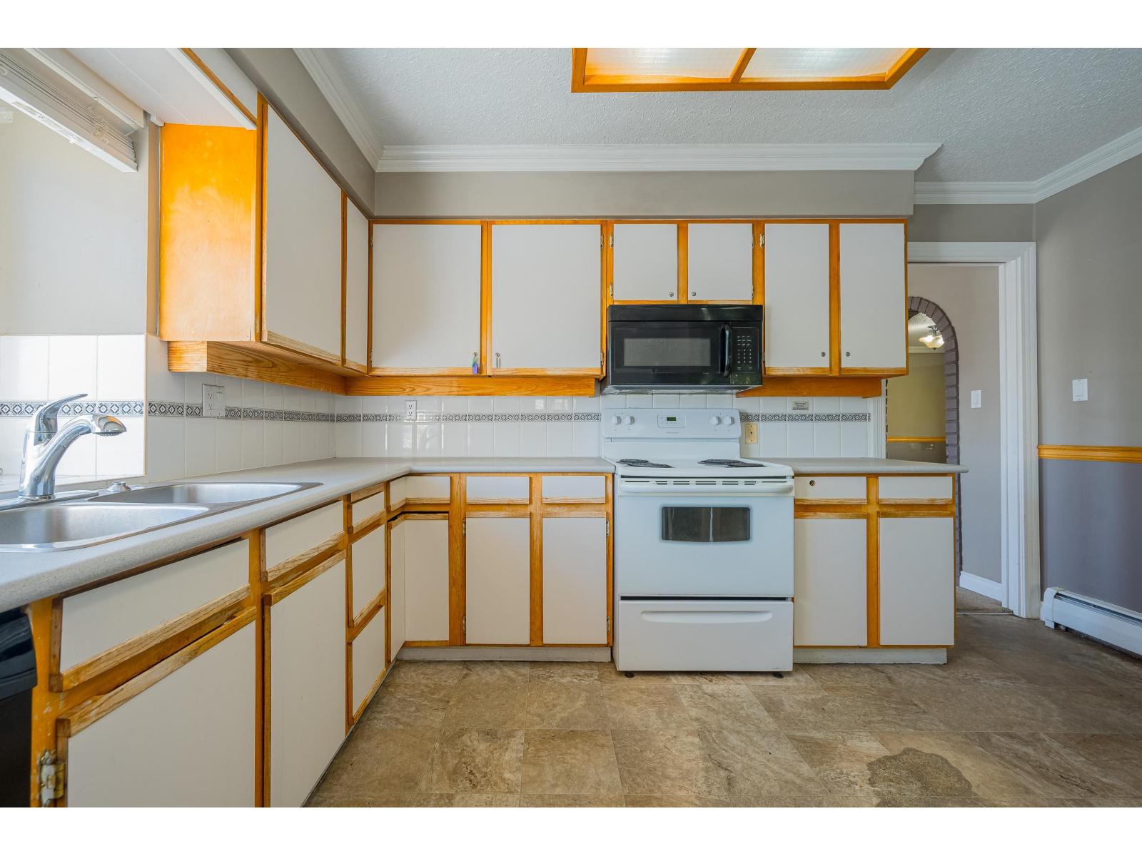 2443 Rideau Street, Abbotsford, British Columbia  V2T 3N3 - Photo 15 - R3106274