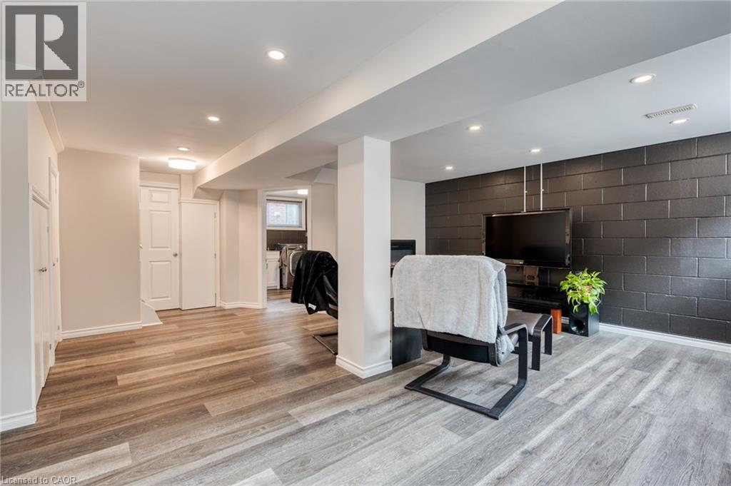 63 Sunrise Drive, Hamilton, Ontario  L8K 4C4 - Photo 22 - 40814434