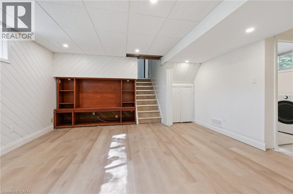 544 Glen Manor Boulevard, Waterloo, Ontario  N2L 4T6 - Photo 25 - 40816393