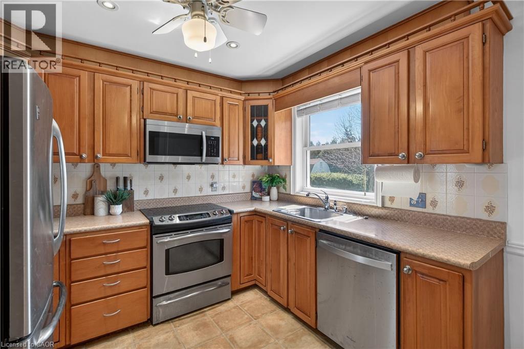 1055 Shepherd's Drive, Burlington, Ontario  L7T 3R4 - Photo 11 - 40817716