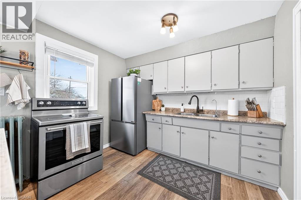 23 Pinecrest Avenue, St. Catharines, Ontario  L2T 1C6 - Photo 15 - 40818155