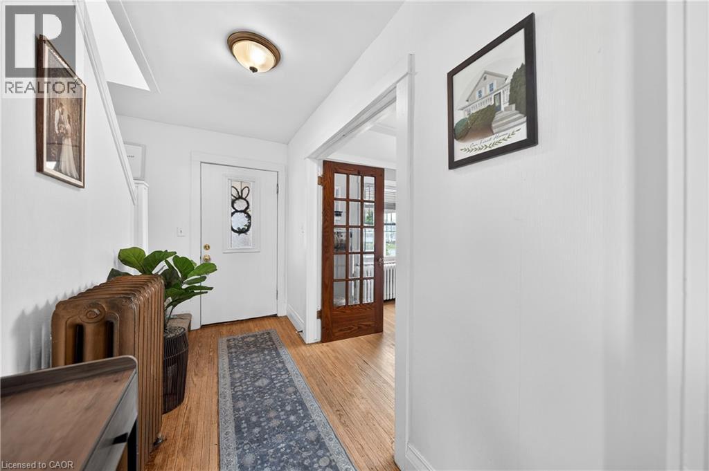 23 Pinecrest Avenue, St. Catharines, Ontario  L2T 1C6 - Photo 8 - 40818155