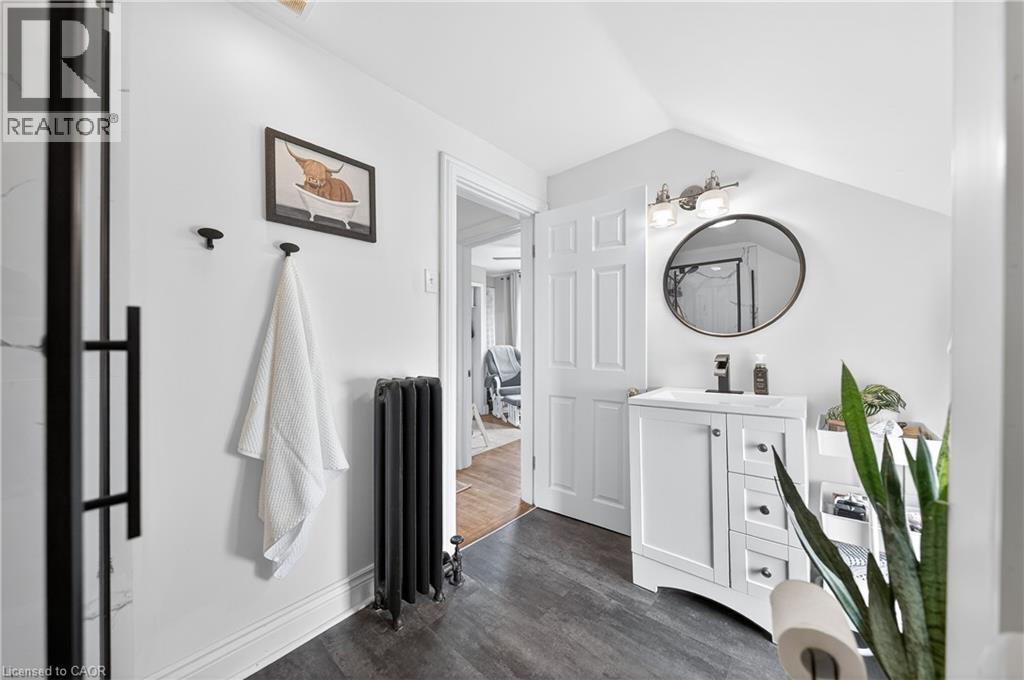 23 Pinecrest Avenue, St. Catharines, Ontario  L2T 1C6 - Photo 31 - 40818155