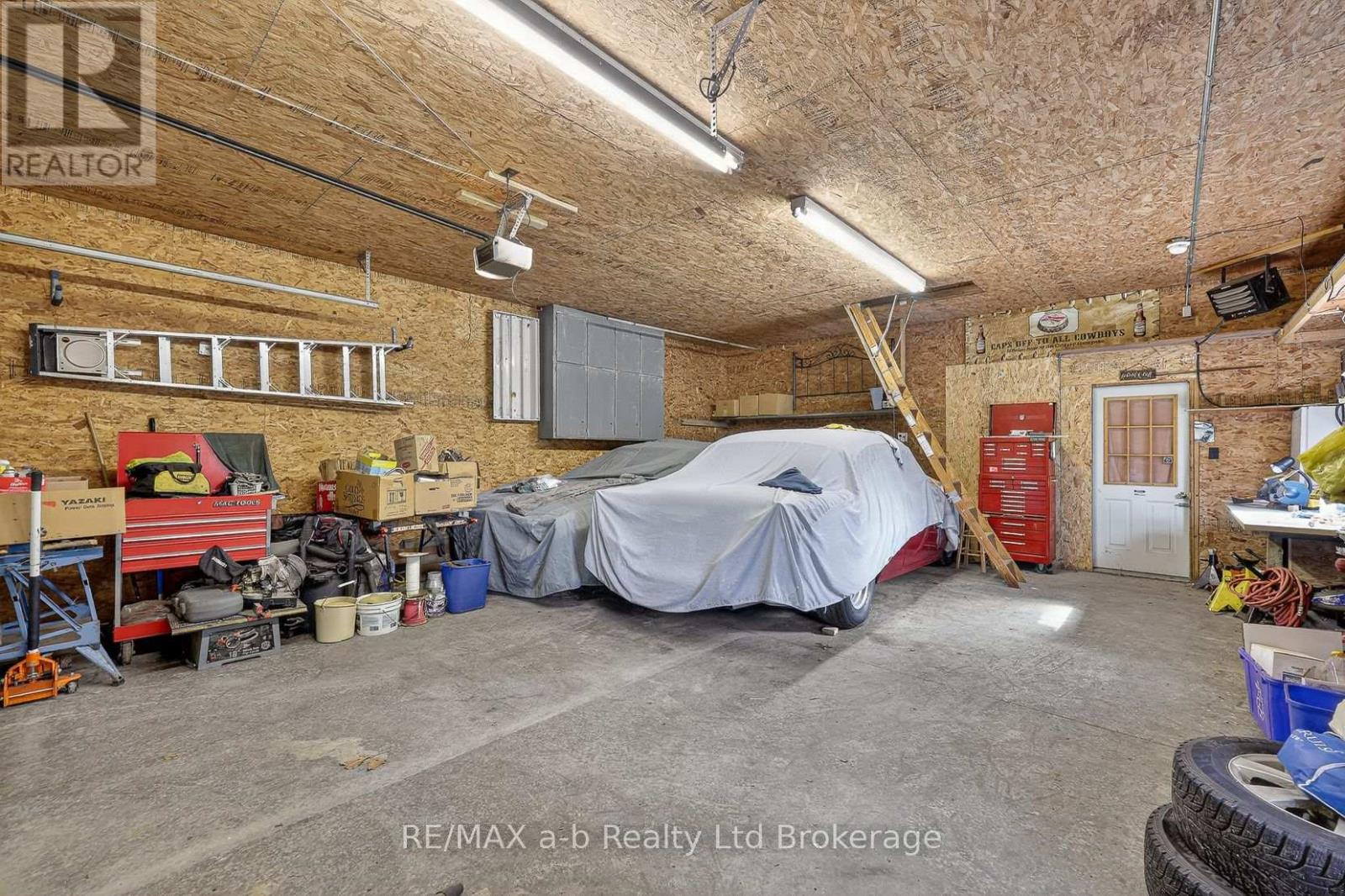 191 Whiting Street, Ingersoll, Ontario  N5C 3B6 - Photo 25 - X12969444