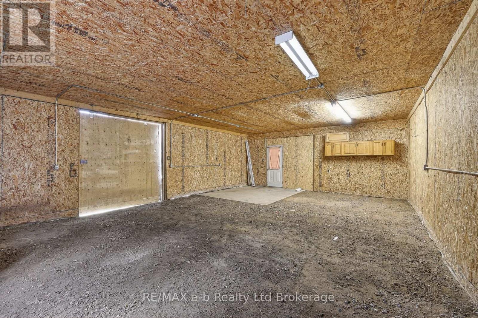 191 Whiting Street, Ingersoll, Ontario  N5C 3B6 - Photo 29 - X12969444