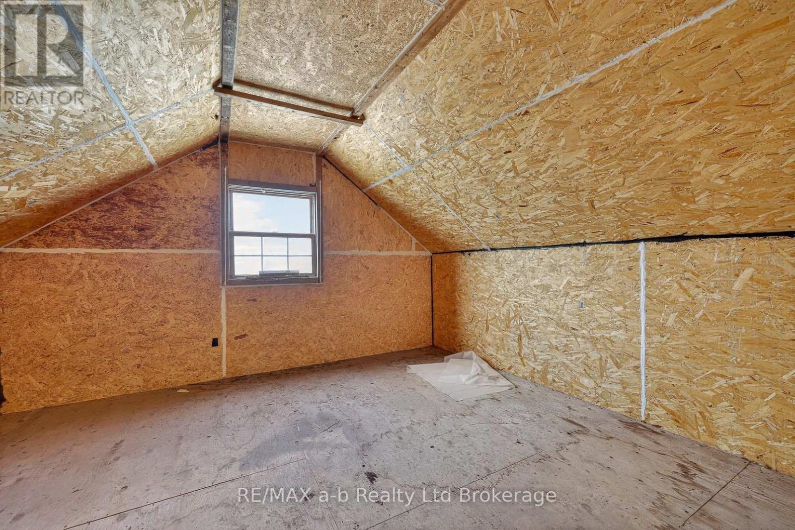 191 Whiting Street, Ingersoll, Ontario  N5C 3B6 - Photo 31 - X12969444