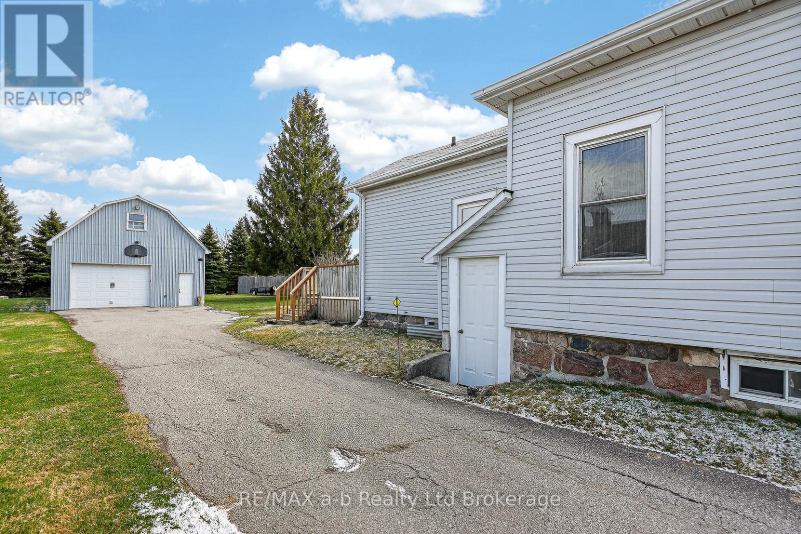 191 Whiting Street, Ingersoll, Ontario  N5C 3B6 - Photo 4 - X12969444