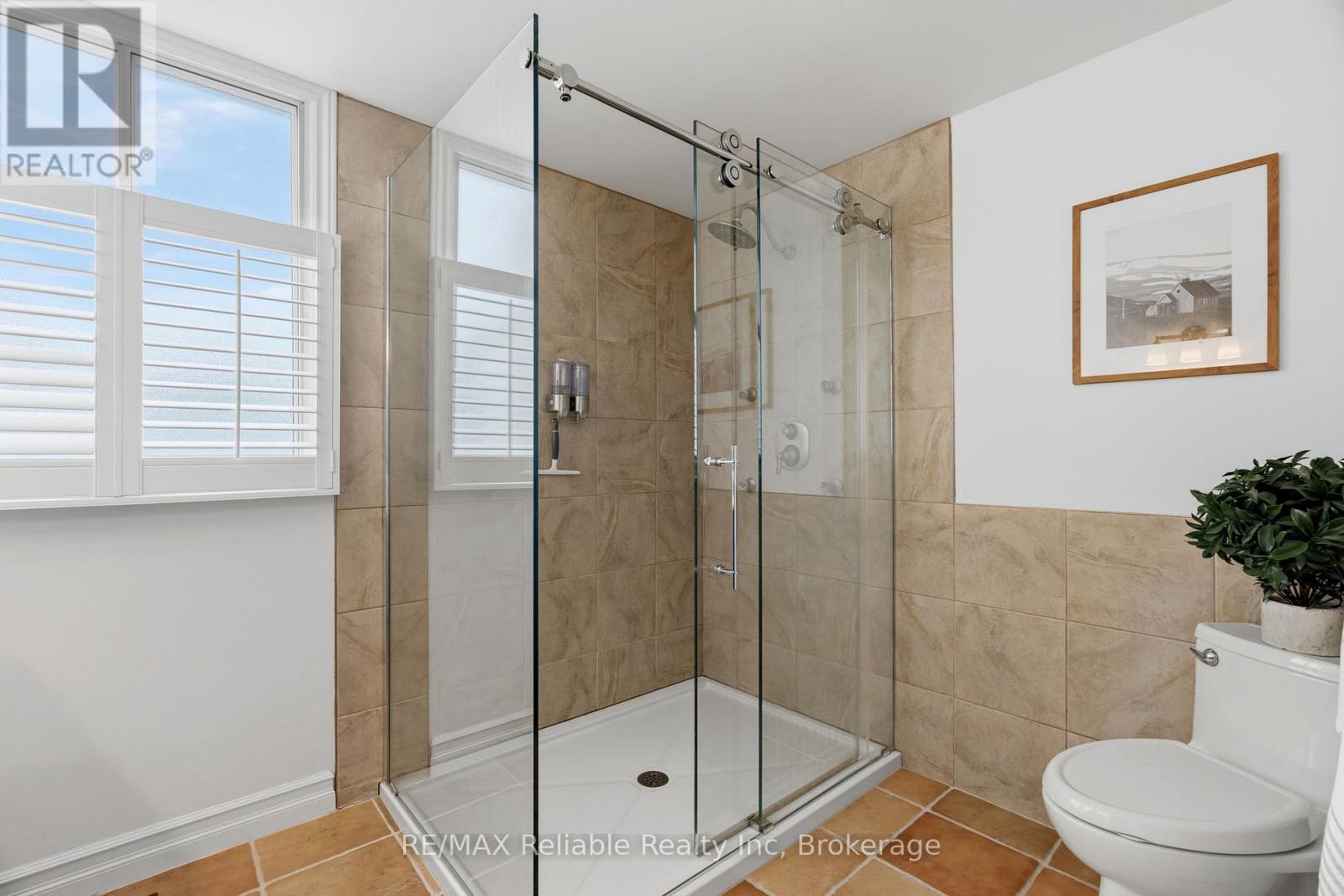 185 Huron Road, Huron-Kinloss, Ontario N2Z 2X3 - Photo 24 - X12969264