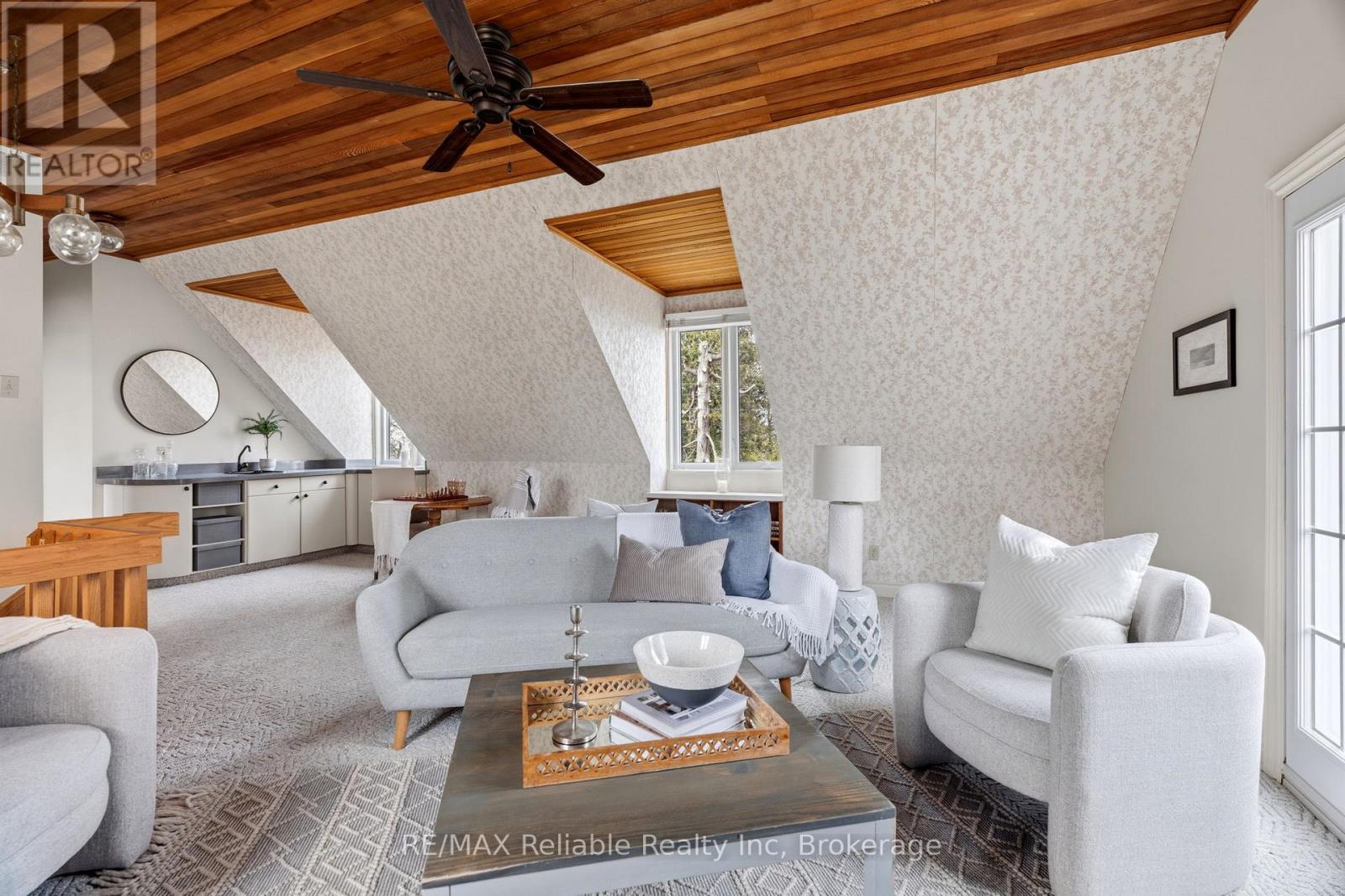 185 Huron Road, Huron-Kinloss, Ontario N2Z 2X3 - Photo 27 - X12969264