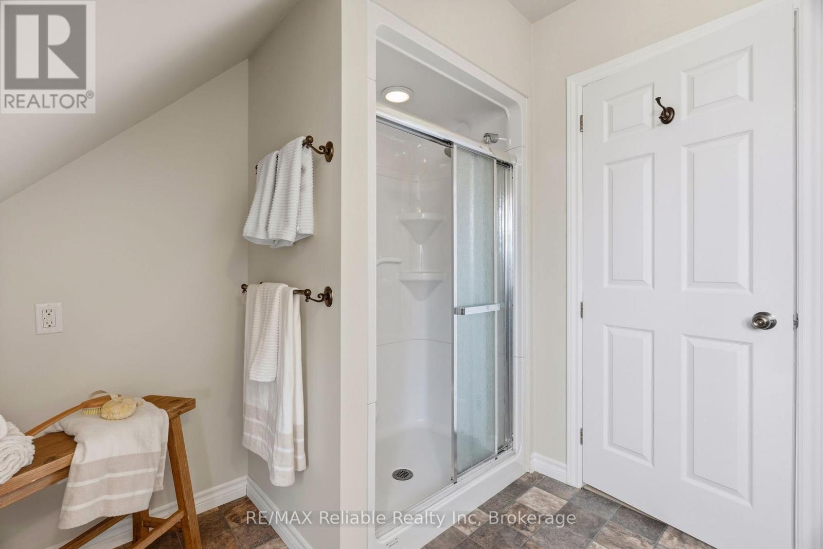 185 Huron Road, Huron-Kinloss, Ontario N2Z 2X3 - Photo 33 - X12969264