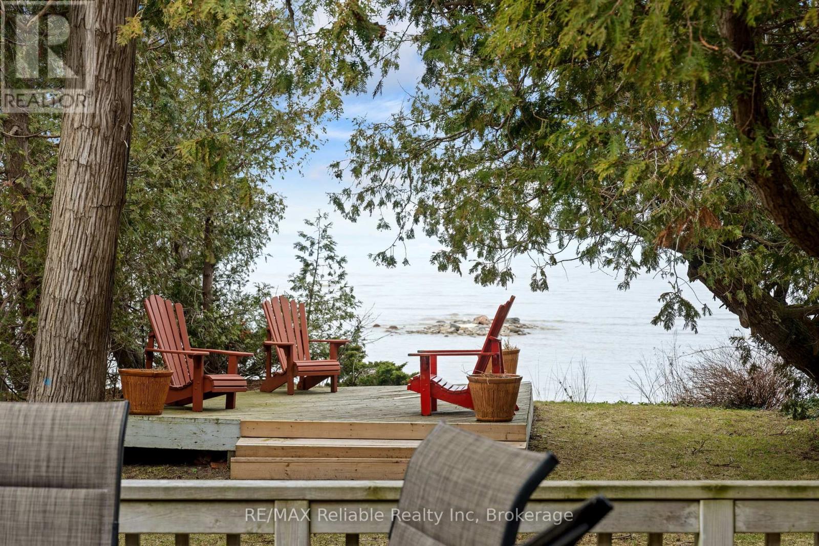 185 Huron Road, Huron-Kinloss, Ontario N2Z 2X3 - Photo 38 - X12969264