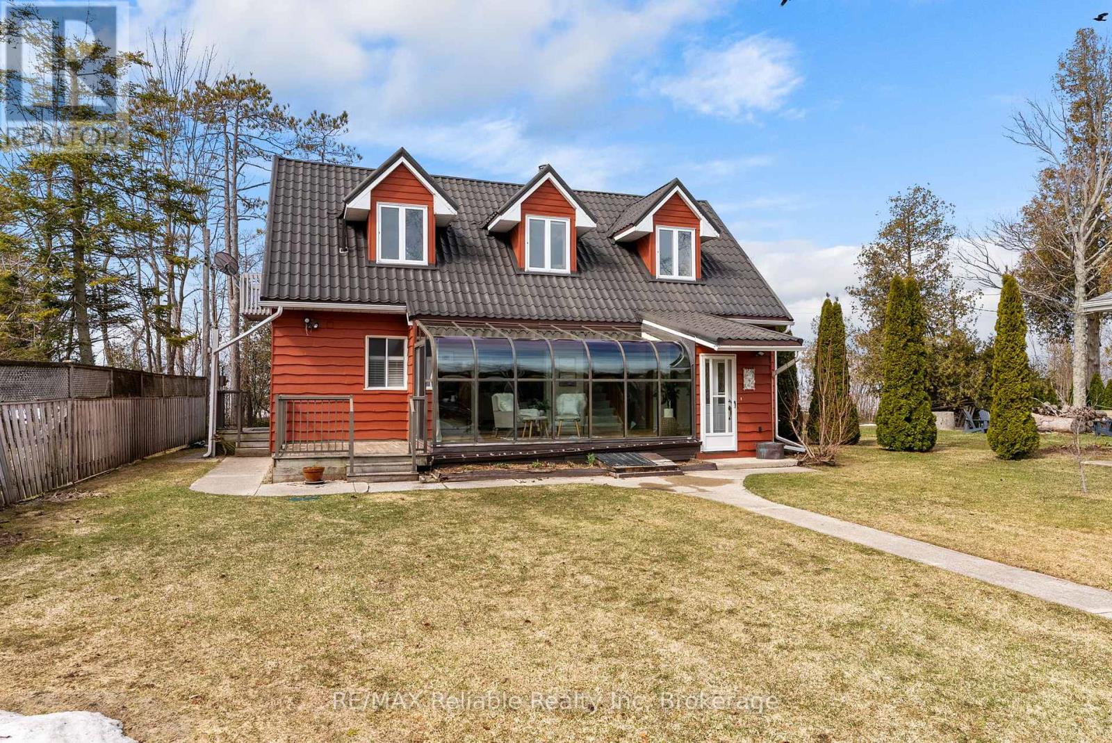 185 Huron Road, Huron-Kinloss, Ontario N2Z 2X3 - Photo 48 - X12969264