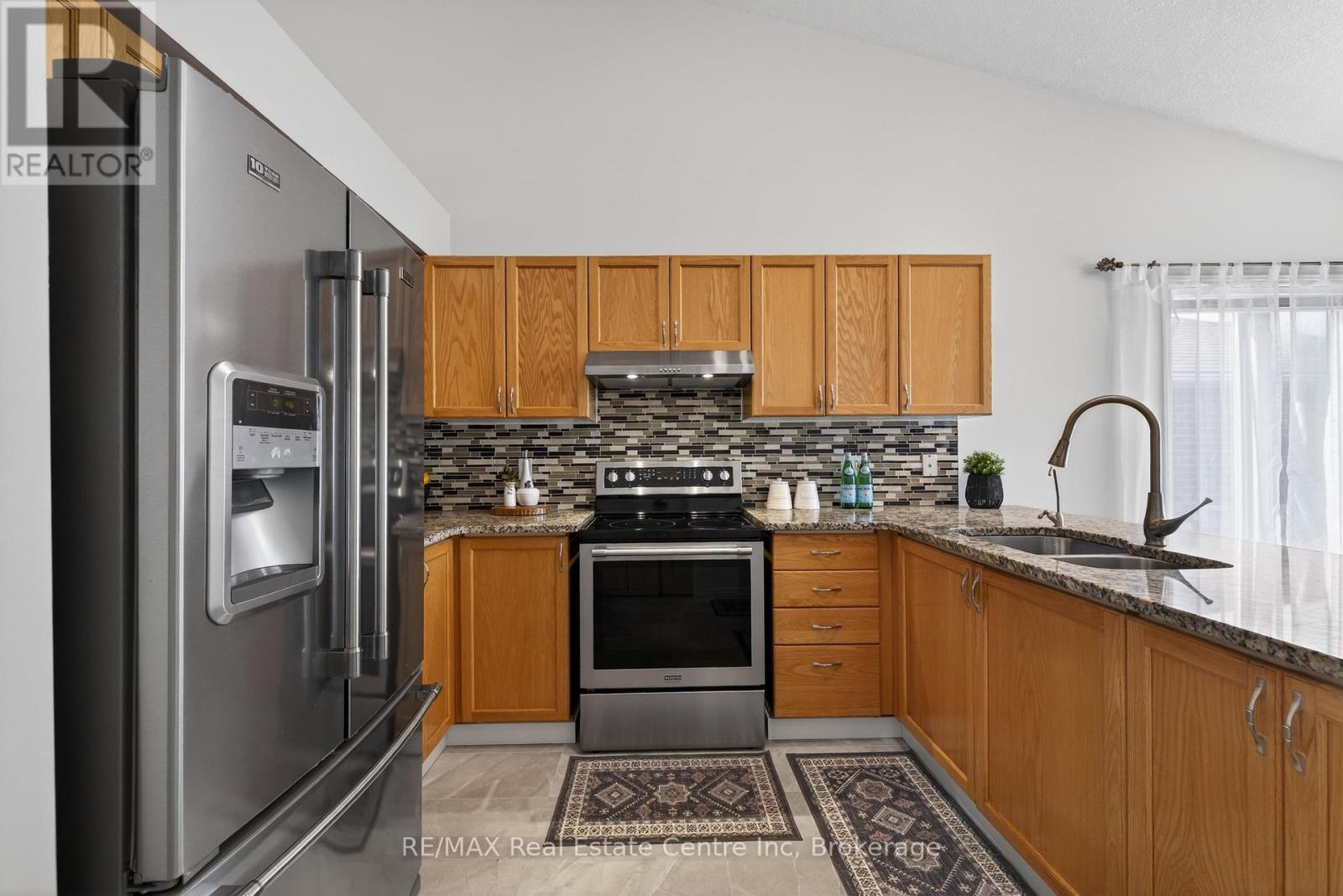 91 Flaherty Drive, Guelph, Ontario N1K 1Y7 - Photo 10 - X12969280