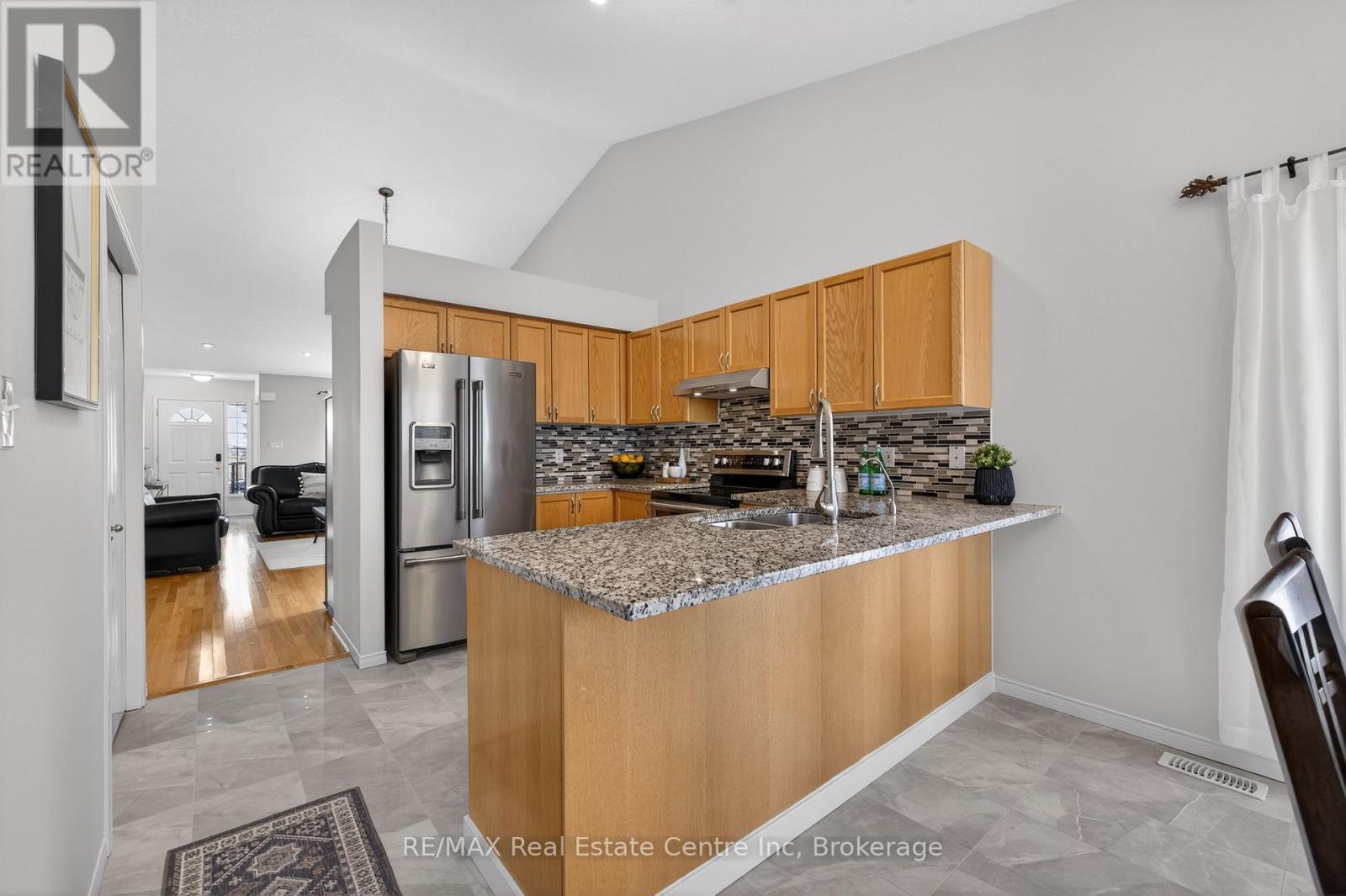 91 Flaherty Drive, Guelph, Ontario N1K 1Y7 - Photo 12 - X12969280