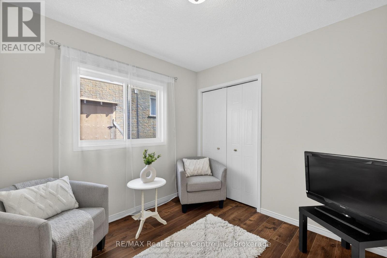 91 Flaherty Drive, Guelph, Ontario N1K 1Y7 - Photo 15 - X12969280