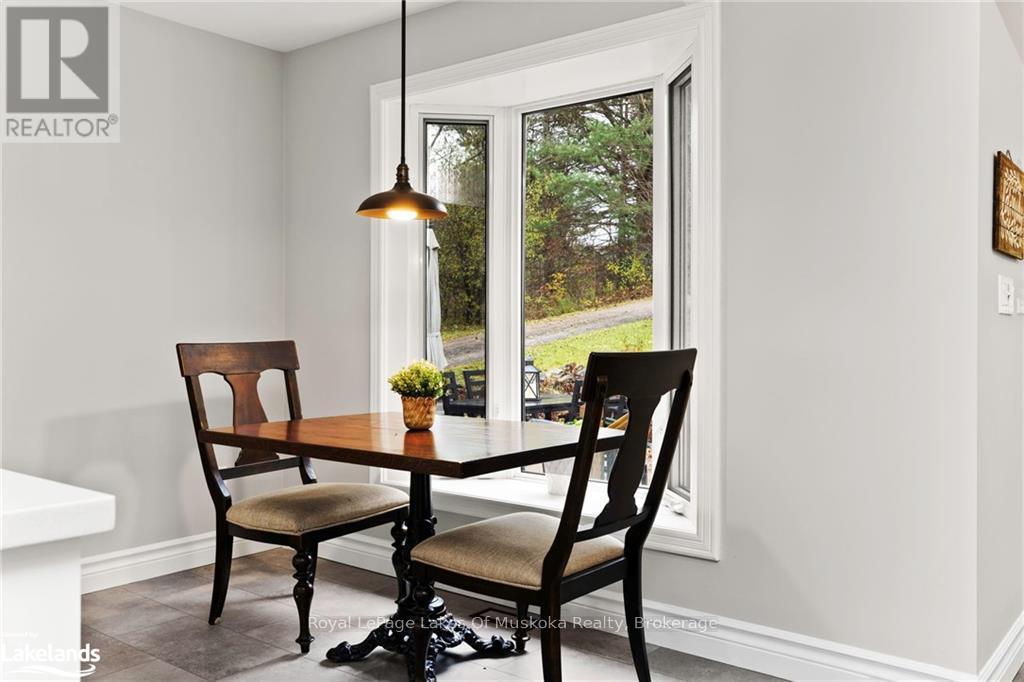 1105 Rosseau Lake Road 1, Muskoka Lakes, Ontario P0B 1M0 - Photo 13 - X12969294