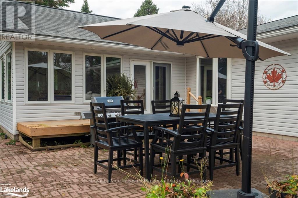 1105 Rosseau Lake Road 1, Muskoka Lakes, Ontario P0B 1M0 - Photo 25 - X12969294