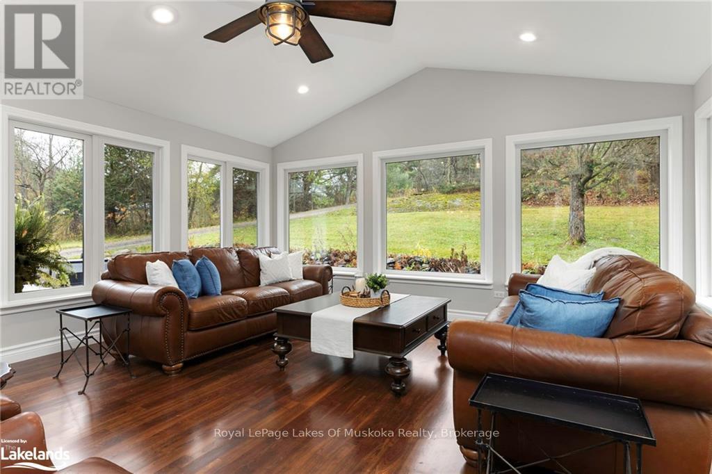 1105 Rosseau Lake Road 1, Muskoka Lakes, Ontario P0B 1M0 - Photo 8 - X12969294