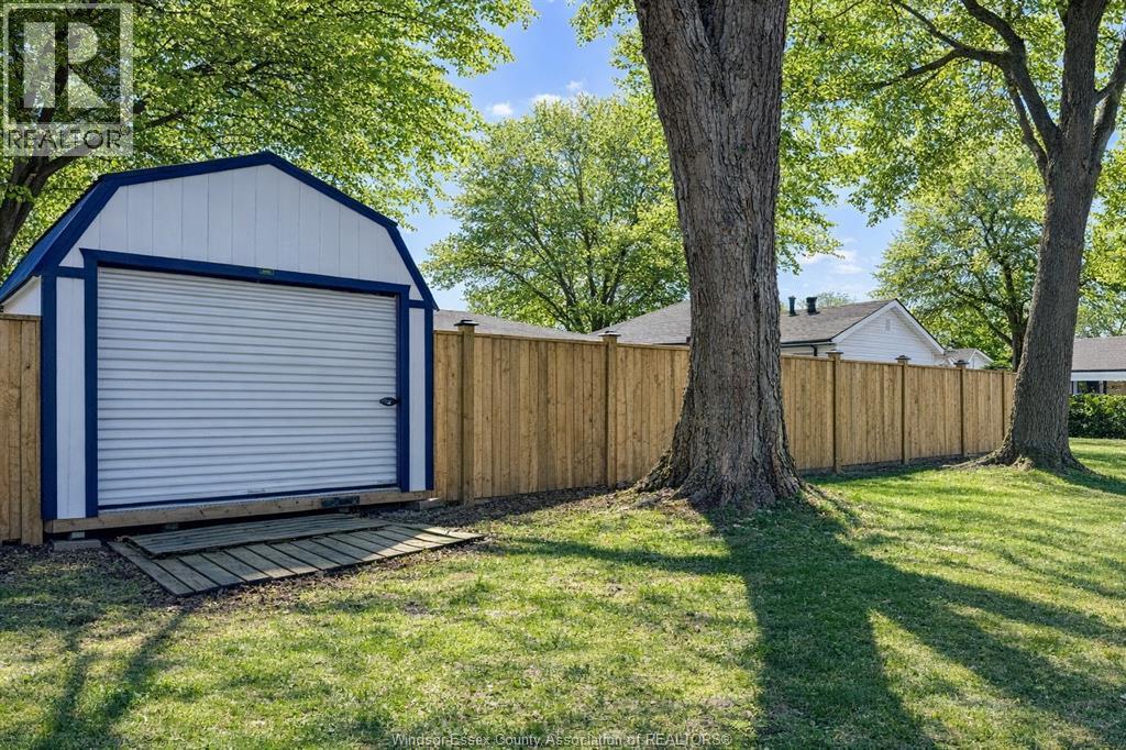 1704 Central, Windsor, Ontario  N8Y 3W2 - Photo 29 - 26007384