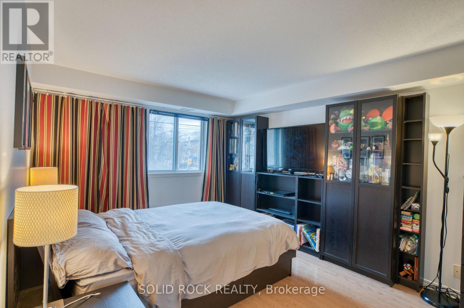 209 - 429 Somerset Street W, Ottawa, Ontario  K2P 2P5 - Photo 17 - X12966490