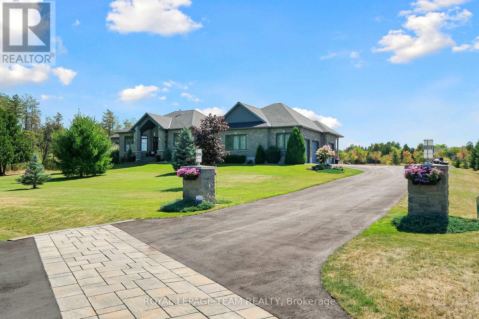 217 SHAMUS WAY, Ottawa, Ontario