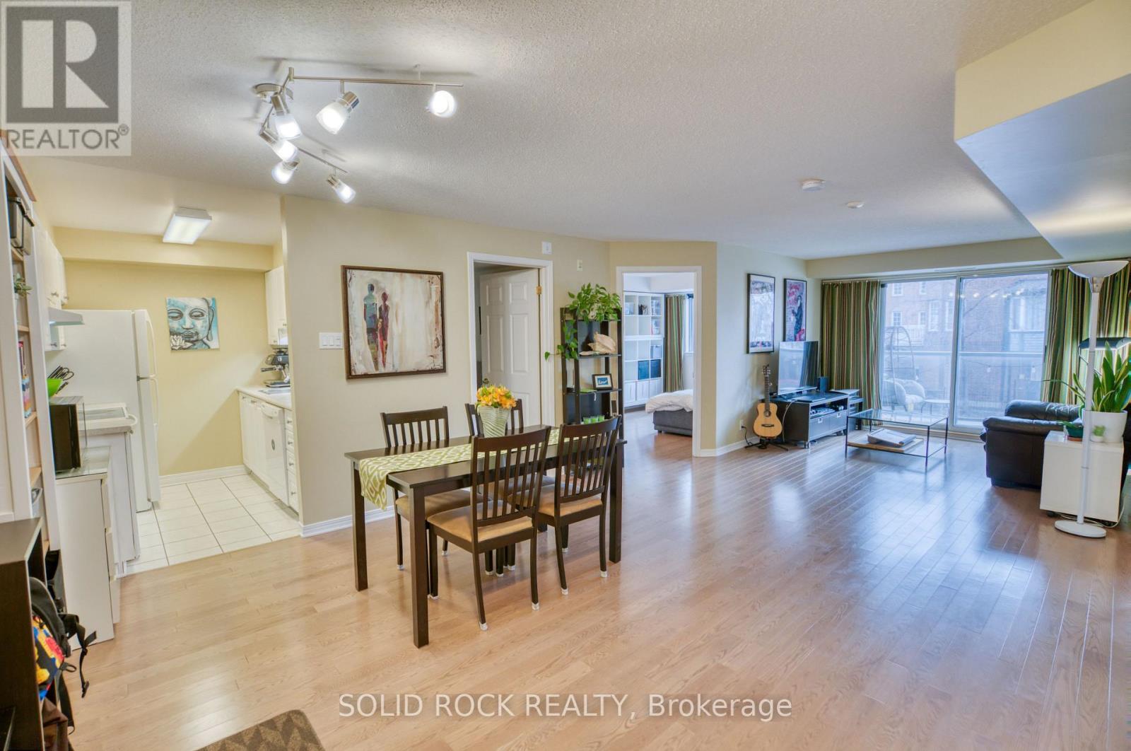 209 - 429 Somerset Street W, Ottawa, Ontario  K2P 2P5 - Photo 8 - X12966490