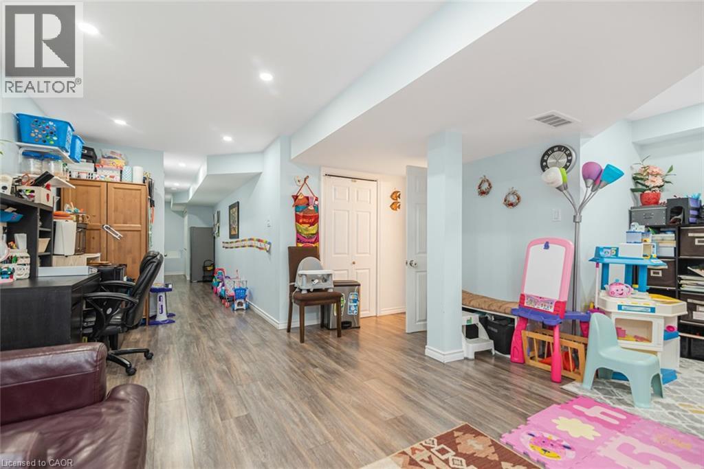 370 Stonehenge Drive Unit# 13, Ancaster, Ontario  L9K 0H9 - Photo 40 - 40818487