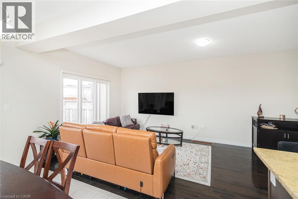 370 Stonehenge Drive Unit# 13, Ancaster, Ontario  L9K 0H9 - Photo 8 - 40818487