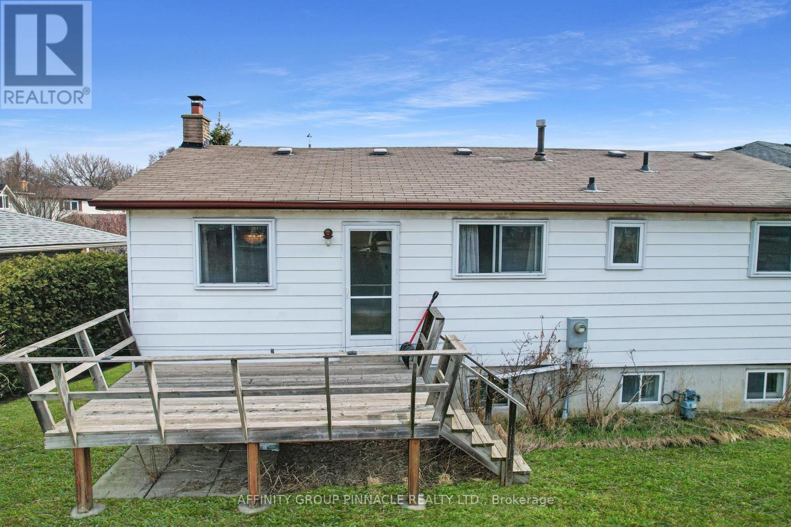 2338 Dorothea Court, Mississauga, Ontario  L5B 2B7 - Photo 37 - W12969362