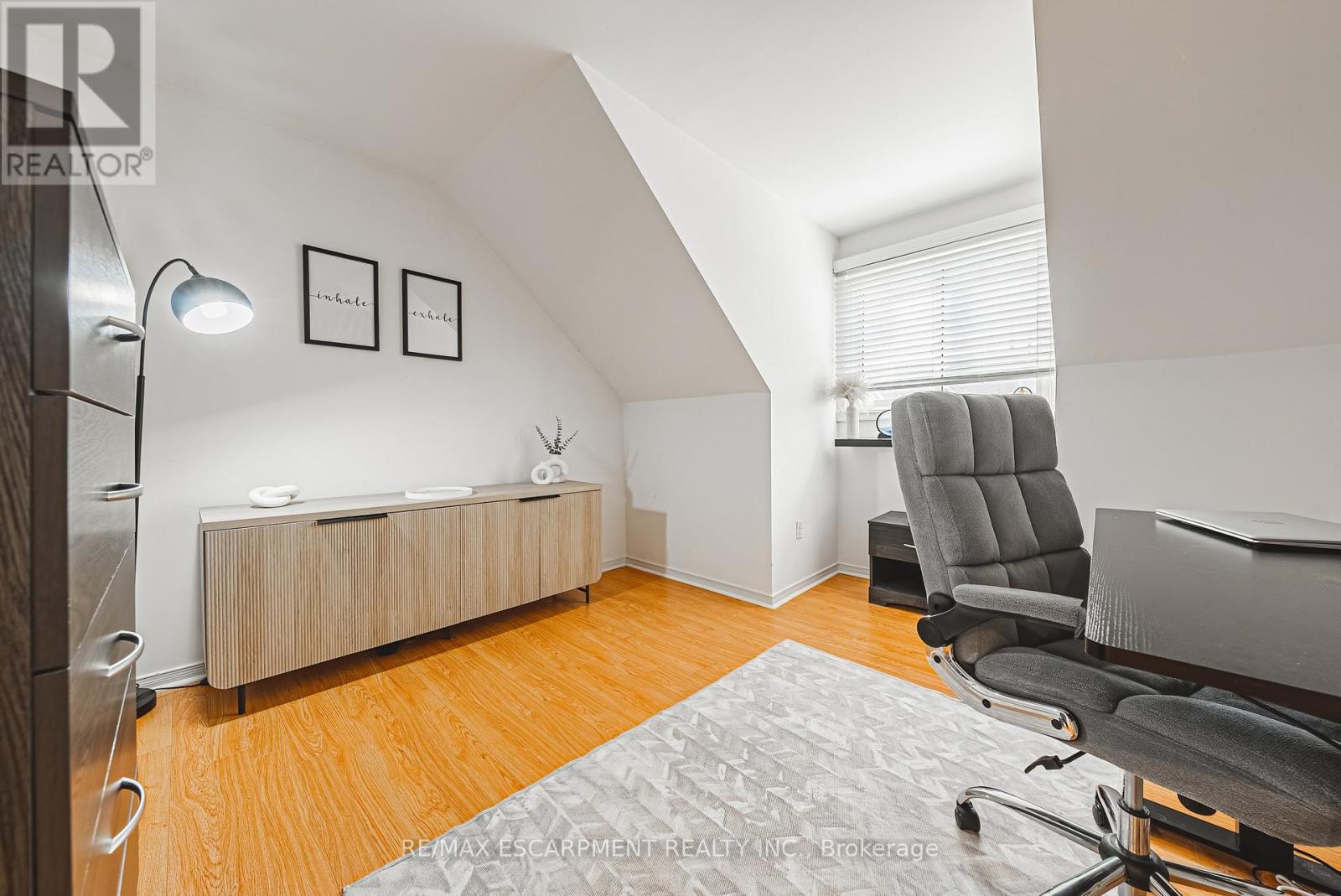 242 - 2055 Walkers Line, Burlington, Ontario  L7M 4B5 - Photo 16 - W12922590