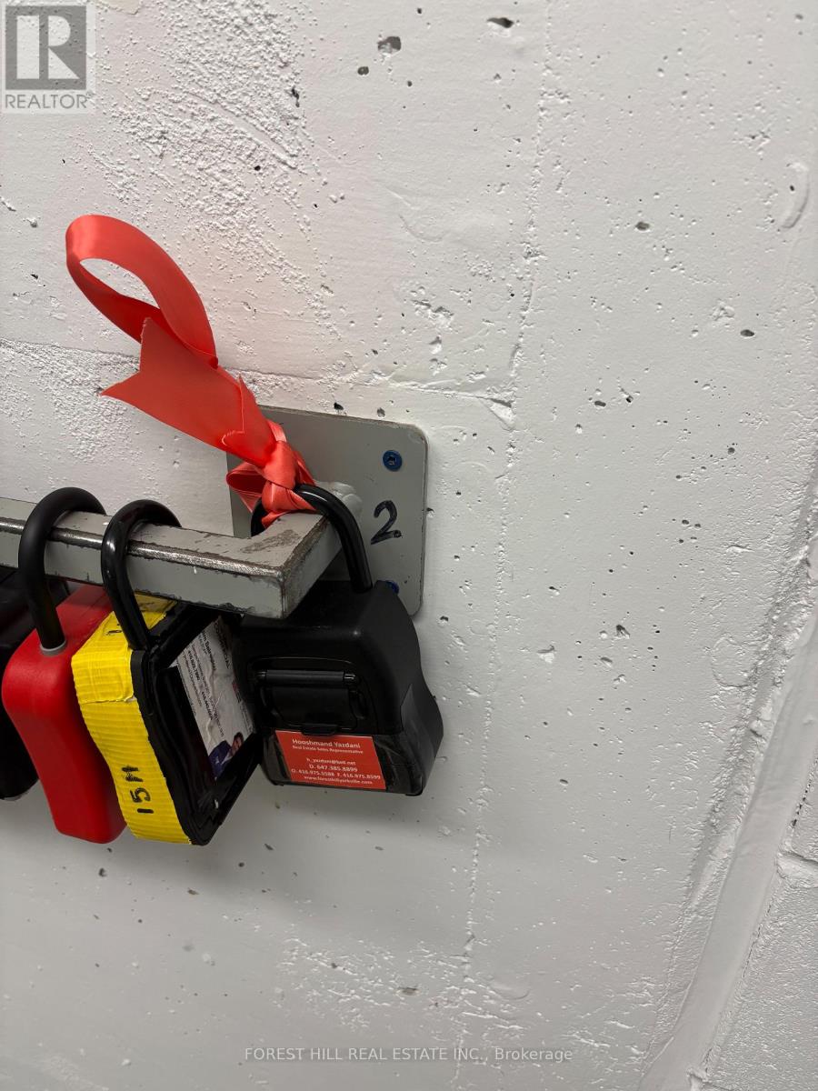 1305 - 105 Queensway Avenue, Toronto, Ontario  M6S 5B5 - Photo 22 - W12966300