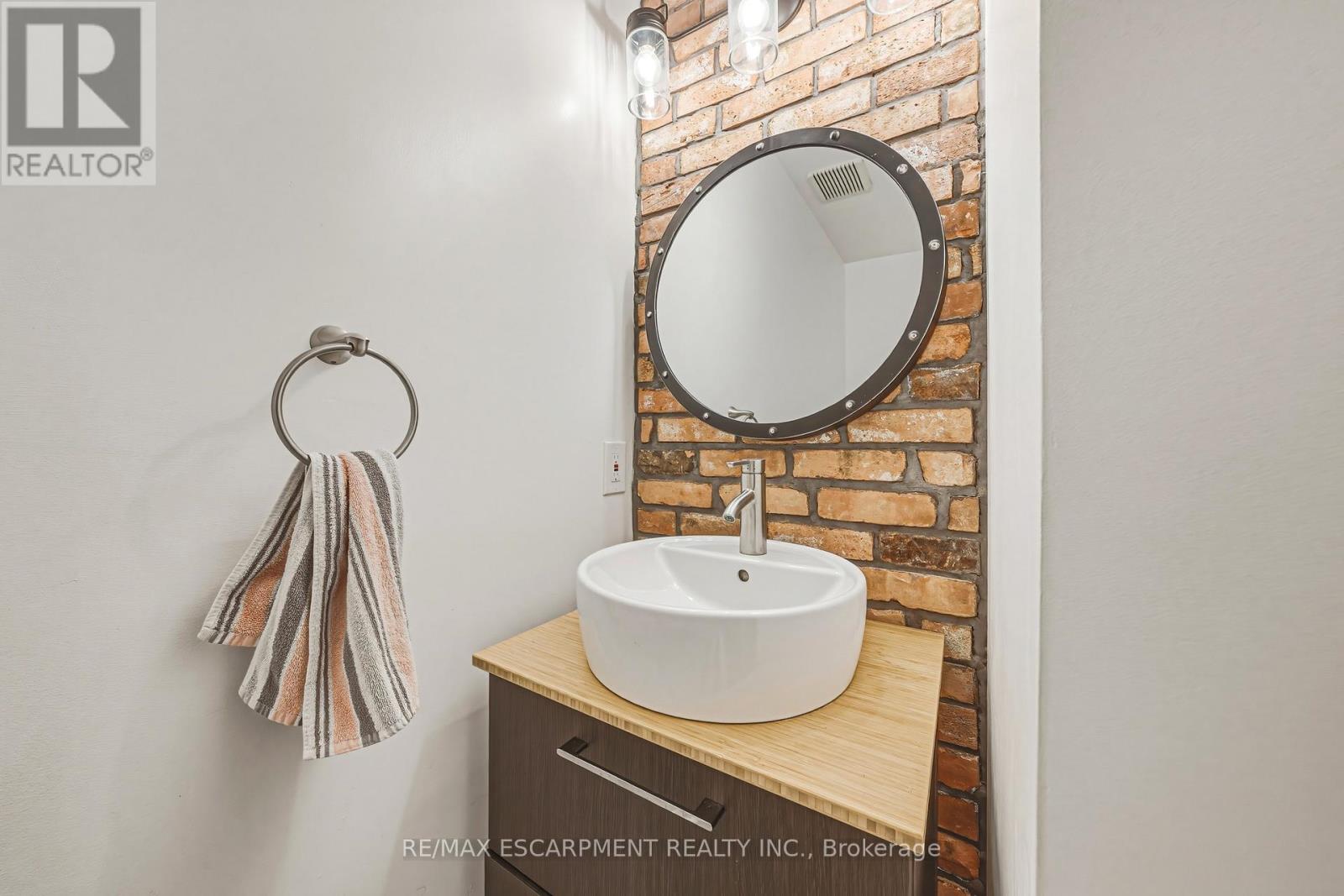 242 - 2055 Walkers Line, Burlington, Ontario  L7M 4B5 - Photo 13 - W12922590