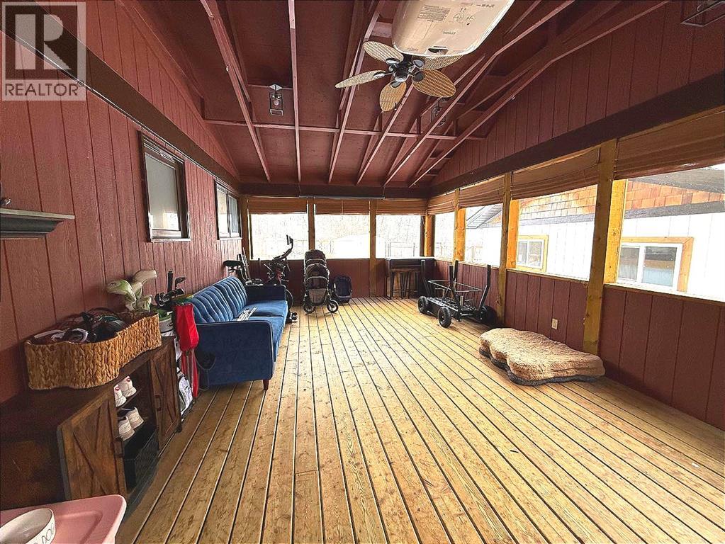 101 Lakeview Avenue, Gull Lake, Alberta  T4L 2N1 - Photo 23 - A2295847