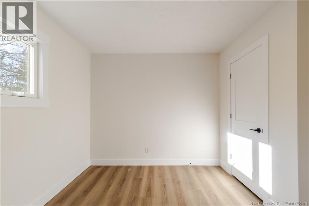 108 Fraser Avenue, Fredericton, New Brunswick  E3A 2B1 - Photo 12 - NB136522