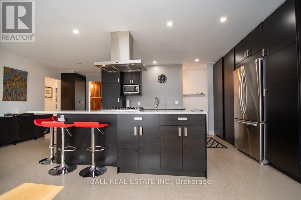 868 Twomey Place, Selwyn, Ontario K0L 1T0 - Photo 12 - X12969406