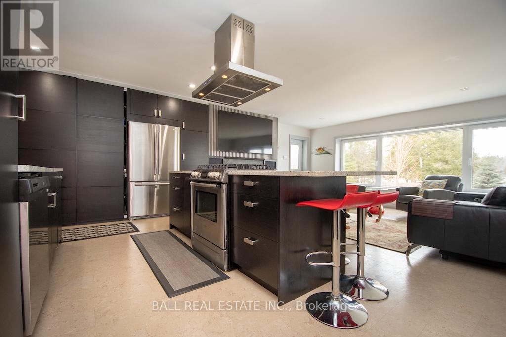 868 Twomey Place, Selwyn, Ontario K0L 1T0 - Photo 13 - X12969406