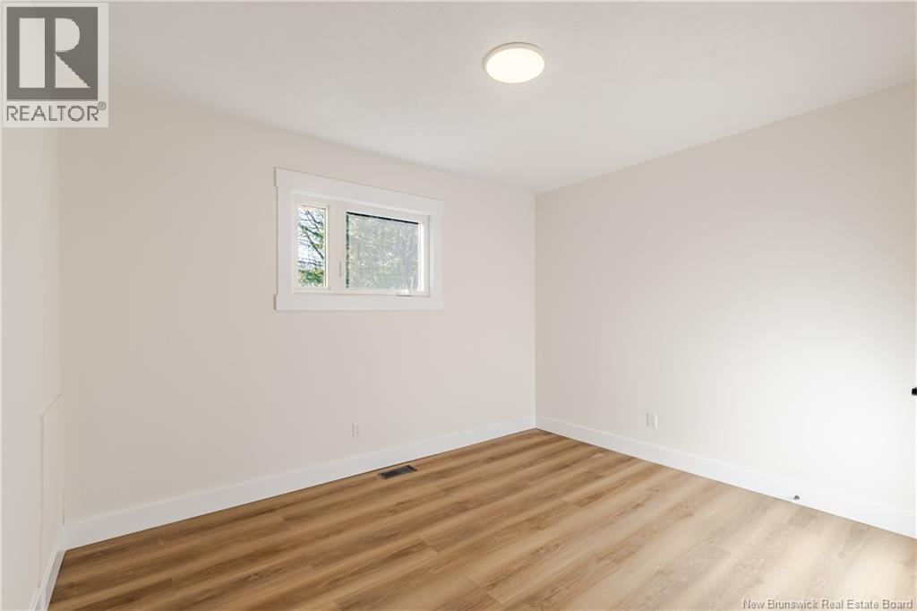 108 Fraser Avenue, Fredericton, New Brunswick  E3A 2B1 - Photo 11 - NB136522