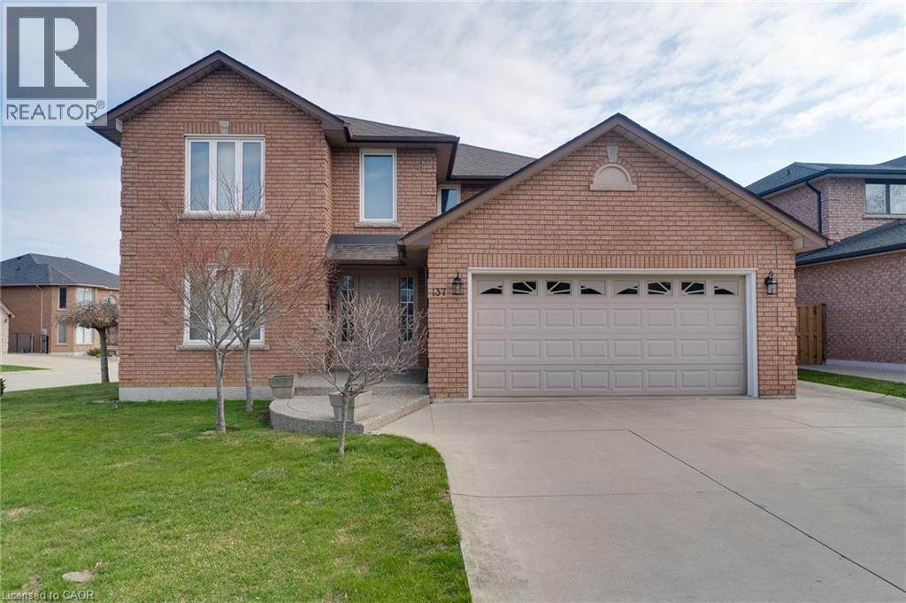 137 National Drive, Hamilton, Ontario  L6M 0H1 - Photo 2 - 40818301
